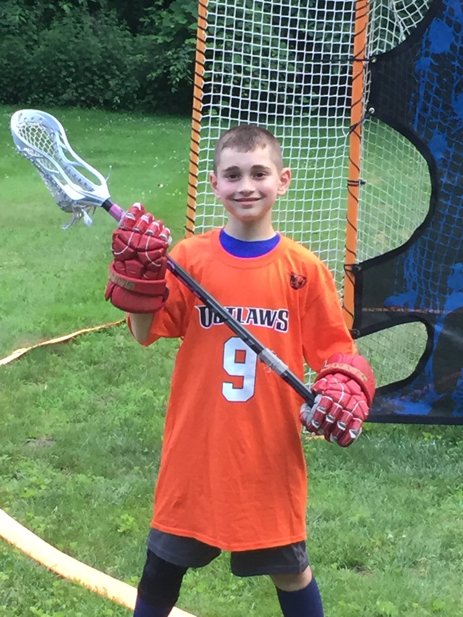 GregFerry44's tweet photo. @maxman_99 Vinny Ferry representing his favorite player while learning some lax fundamentals #WInthefaceoff https://t.co/LwkEDlskIc
