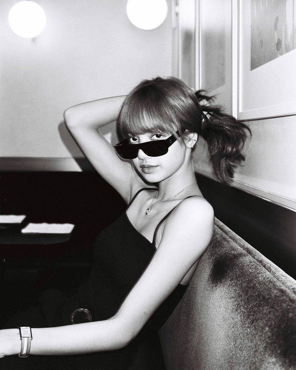 Lalisaedit's tweet photo. My goodness, I love you so much https://t.co/528lg5sDC5