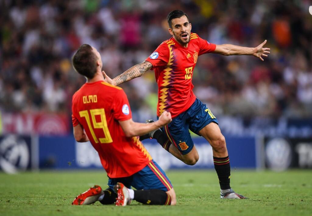 Испанский футбол. Сборная испании 2014. Испания интересный проект. Испанский футбол. Сборная испании по футболу игроки сборной испании по футболу.