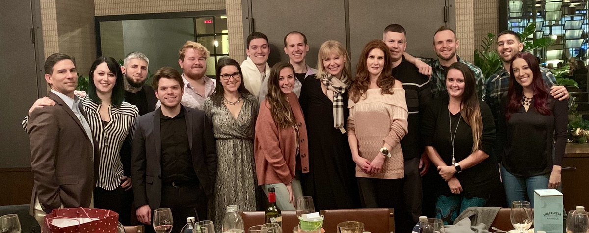 travelgaljd's tweet image. It’s time for the annual pulse check. Think of where you were 8 yrs ago, then 4 yrs ago: are you better off than you were? More successful? Can you look in the mirror and be thankful for your decisions?  I’m so blessed for this crew at #vipvacations #Family