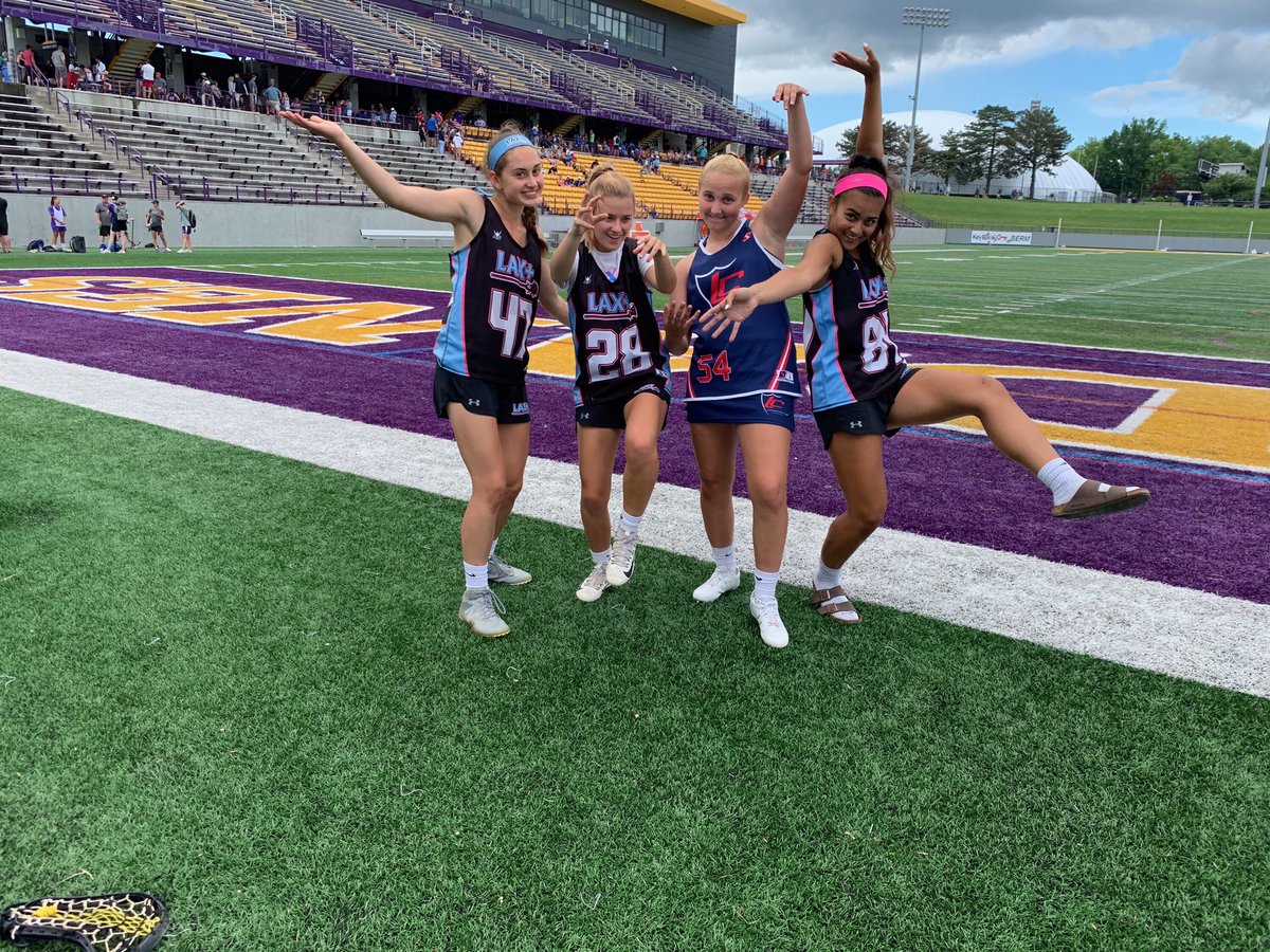 sdubglax's tweet photo. I spy some bobcat laxers in Albany this weekend!!👀 Great to see them competing at the Capital City Classic @ UAlbany getting 1 DEGREE BETTER #212degrees 🤩😝 https://t.co/JKS4n5m9KY