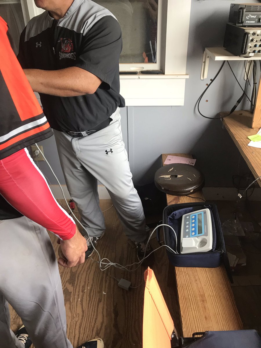 WHSWoodBaseball's tweet photo. Nothing says #summerballshenanigans like a little pre game stem in the press box. #needanoutlet #onlywayipitchgood https://t.co/IuVvcNk6XQ