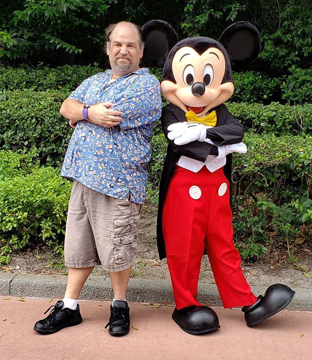 TheDisneyBlog's tweet photo. A rare outdoors encounter with this fine fellow. Love seeing Mickey Mouse out and about at Epcot.
.
. .
#epcot #zoocrew #mickeymouse #thedisneyblog #disneyigers #disneycharacters #disneygram #blackshoeswhitesocksdontcare https://t.co/bAi4KG1Ac7 https://t.co/q189WvUHjz