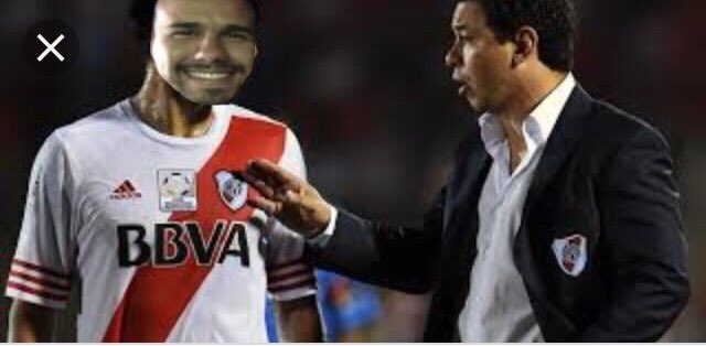 Binterro666's tweet photo. Tremendo partido y figura del @River_03cvd  aplausos para “kamba” 🖊 ídolo máximo de los millonarios!! @ElChacalEXACVD @Roma09exacvd 💣💣💣 https://t.co/vBxz2ekpGN