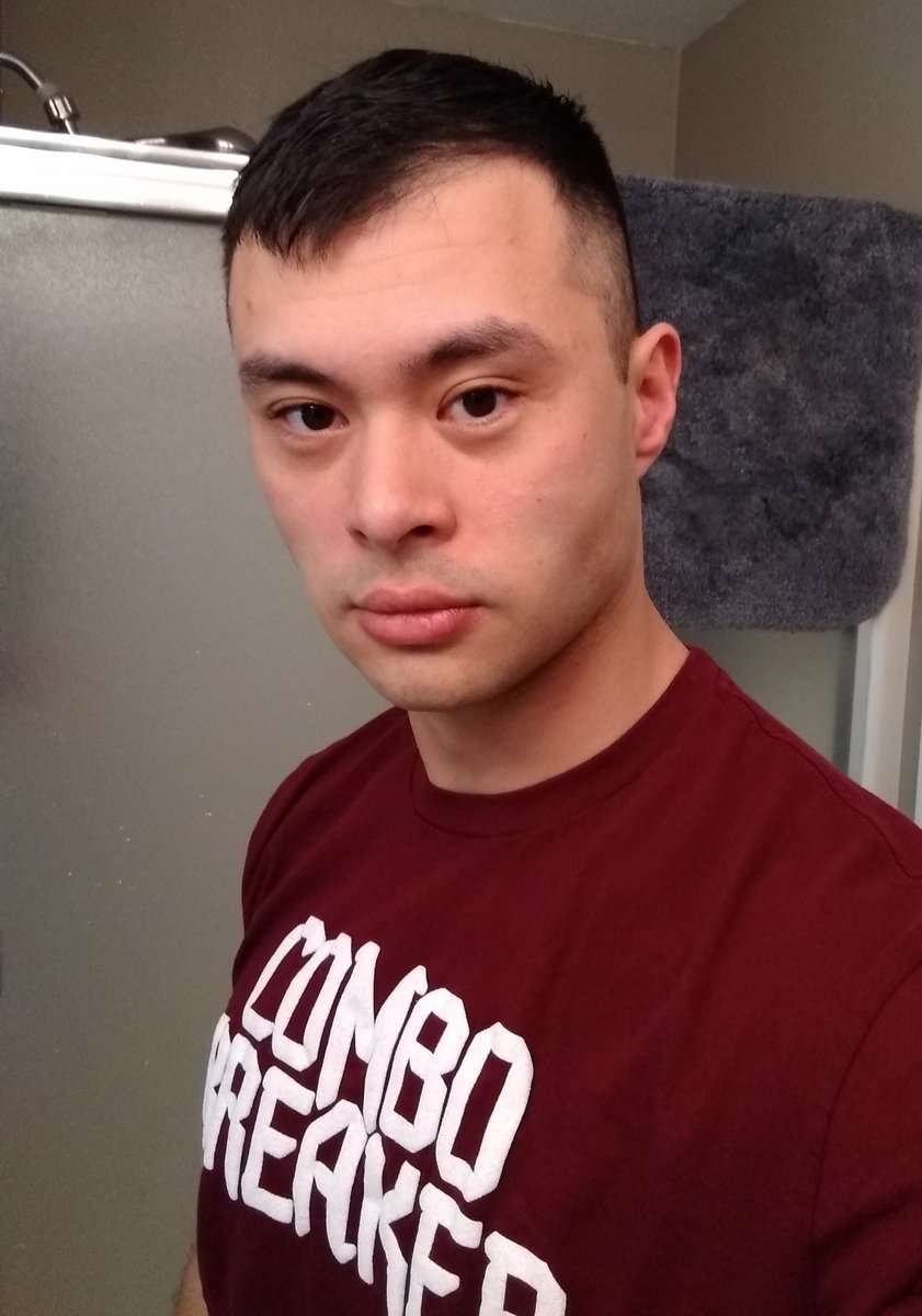 CodeComplete85's tweet image. Fresh haircut (after putting it off WAY too long) and a Combo Breaker shirt that recently came in the mail. Feels good, man.