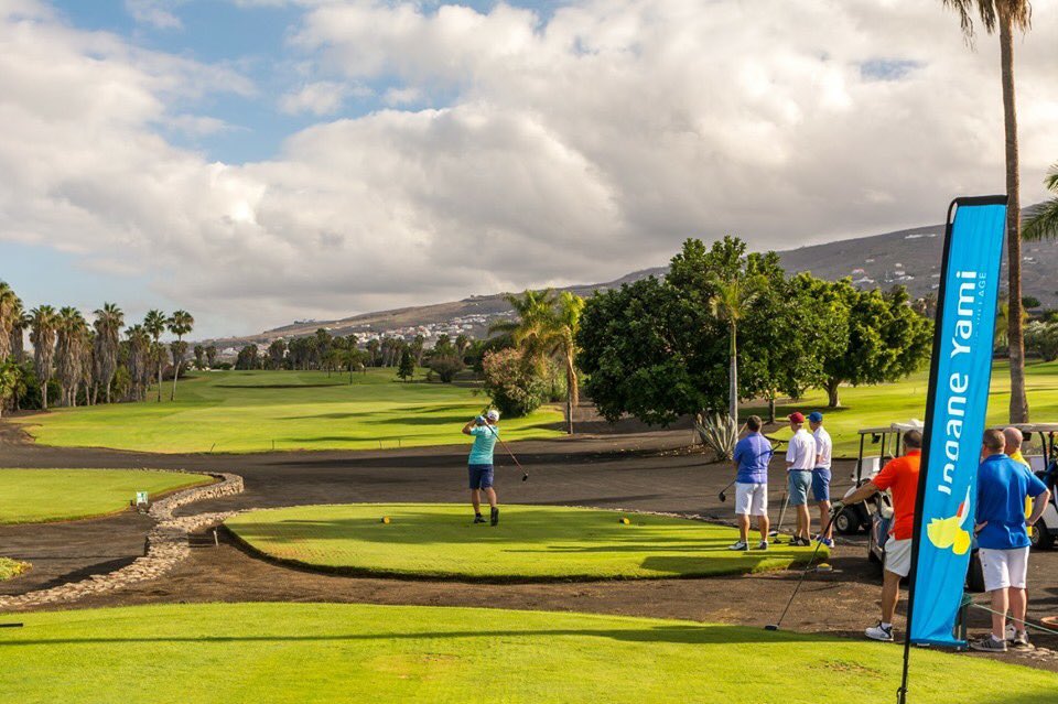 JohnBeckley's tweet photo. Good friends ... great times @InganeYami #golf #Tenerife 🌴☀️  @GolfCostaAdeje photos by @ArhireAlexandru ⛳️ @pearly_grey #charitygolf 🏌️‍♂️ https://t.co/j6XlFC8AxN