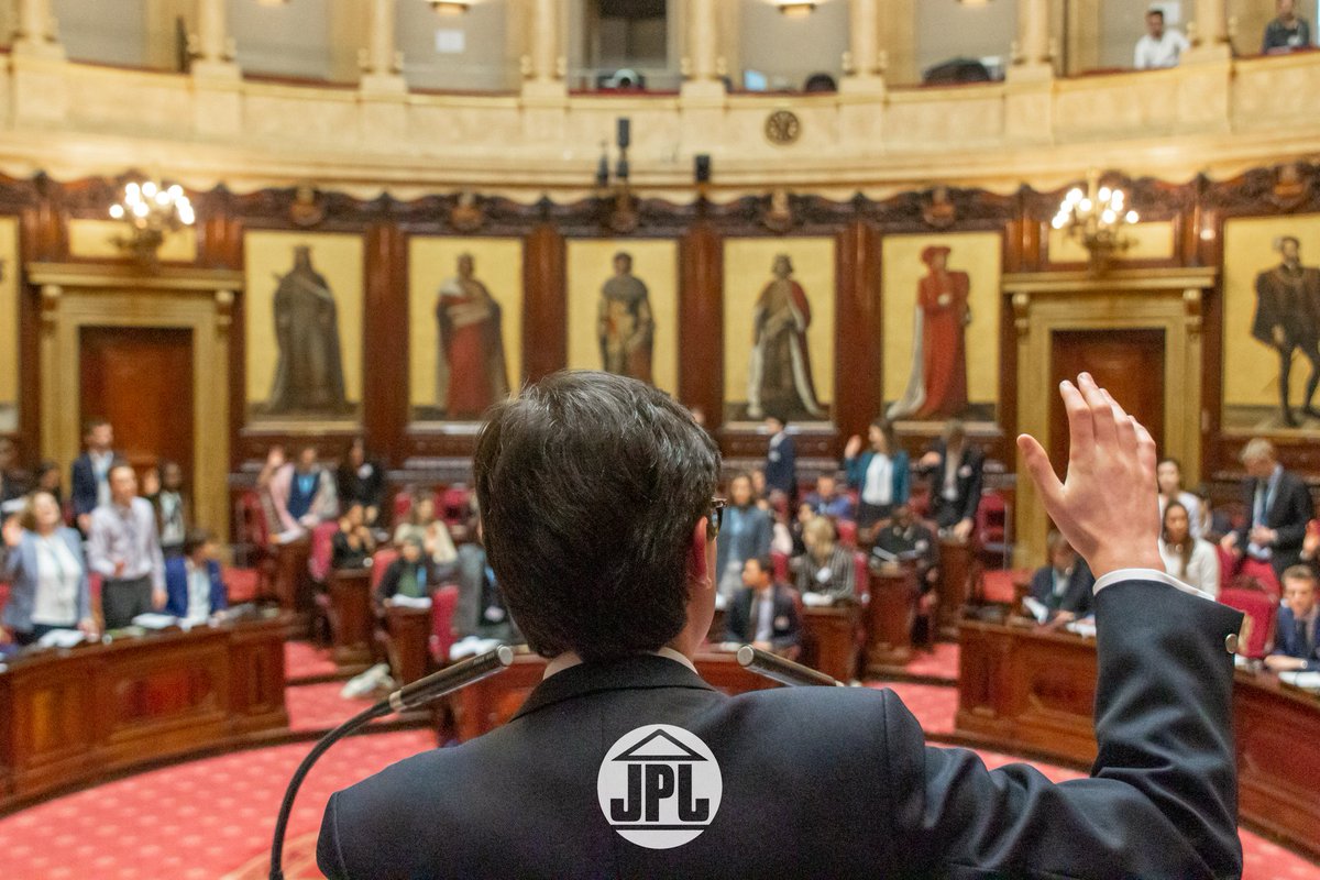 Élu Ministre pour le #JPJ2020 organisé par <a href="/JPJparlement/">Jeugd Parlement Jeunesse - JPJ</a>  au @SenaatSenat 

“Tous les méfaits de la démocratie sont remédiables par davantage de démocratie.”
Alfred E. Smith