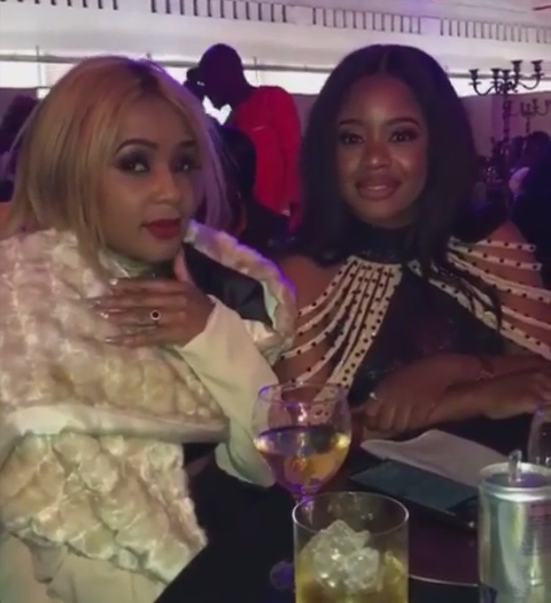 After almost every Zim awards ceremony we read complaints about unfairness, poor organisation, boring program etc. But after the #RoilBAA19 Bulawayo Arts Awards I've seen nothing but praise. Was it really that good? Please teach us your ways, we need more of such in this country