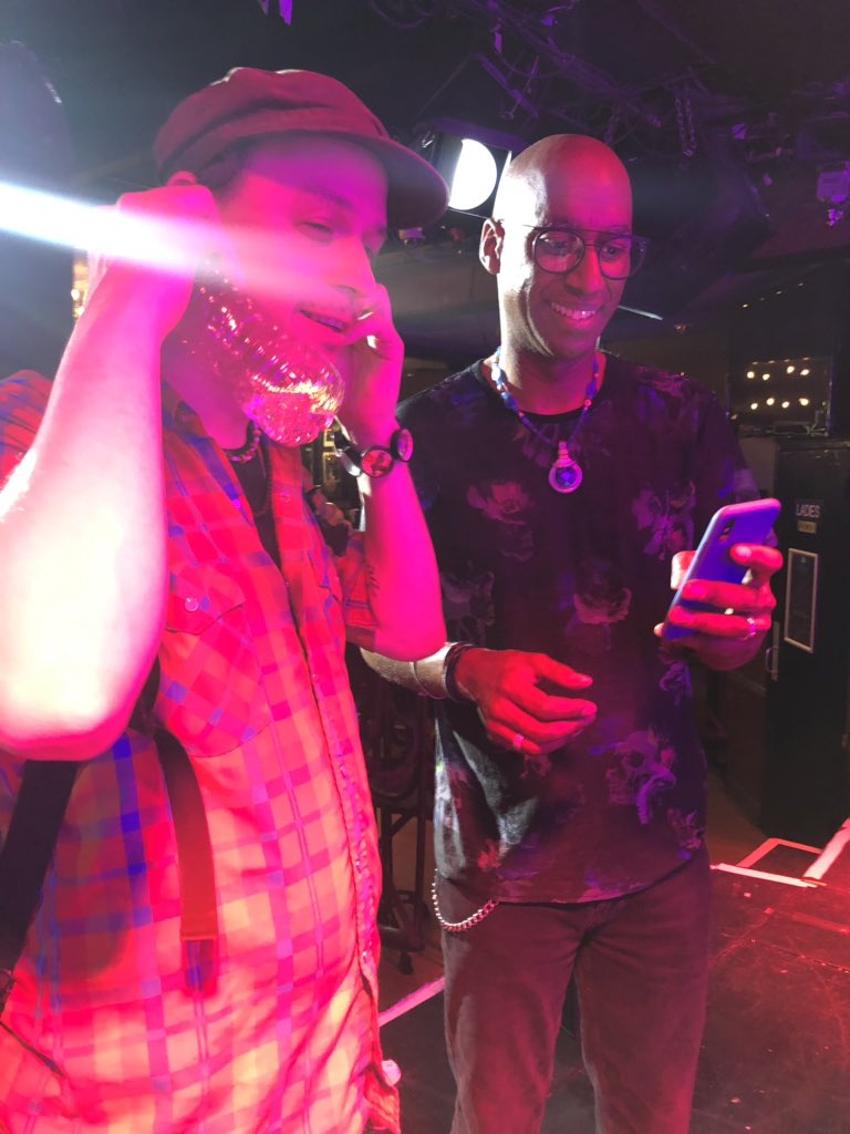 OZMOSYSBand's tweet photo. @OmarHakimdrums @kurtrosenwinkel  checking out some grooves for tomorrow’s date #Is2theFuture https://t.co/oJNLnK1ABC