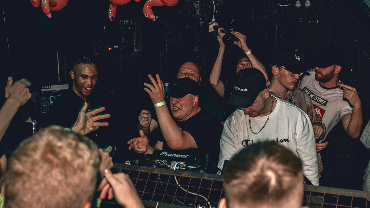 Mikeybcomposer's tweet image. Thanks to @SMDBEvents_ for having me in Birmingham 
My new single with @KryphonOfficial is out 12th July ❤️