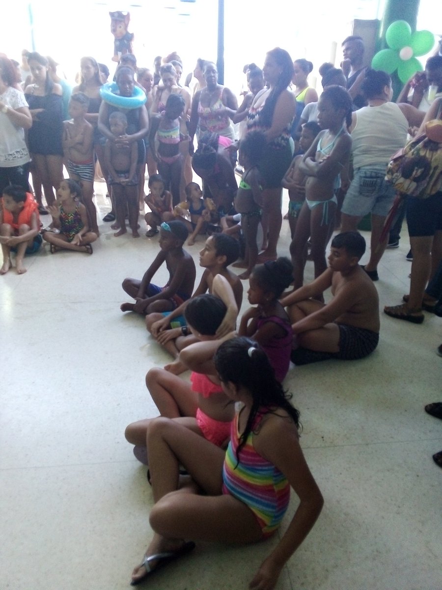 RocaNilda's tweet photo. Hoy inicia el Verano  con la   reapertura del CSO Otto Parelleda para el disfrute de los trabajadores de la salud,este círculo social recién repararado brinda a nuestros trabajadores área de playa,piscina ranchon,  actividades culturales y recreativas https://t.co/Jfzzq77Sn4 https://t.co/LCwHM2PpNB