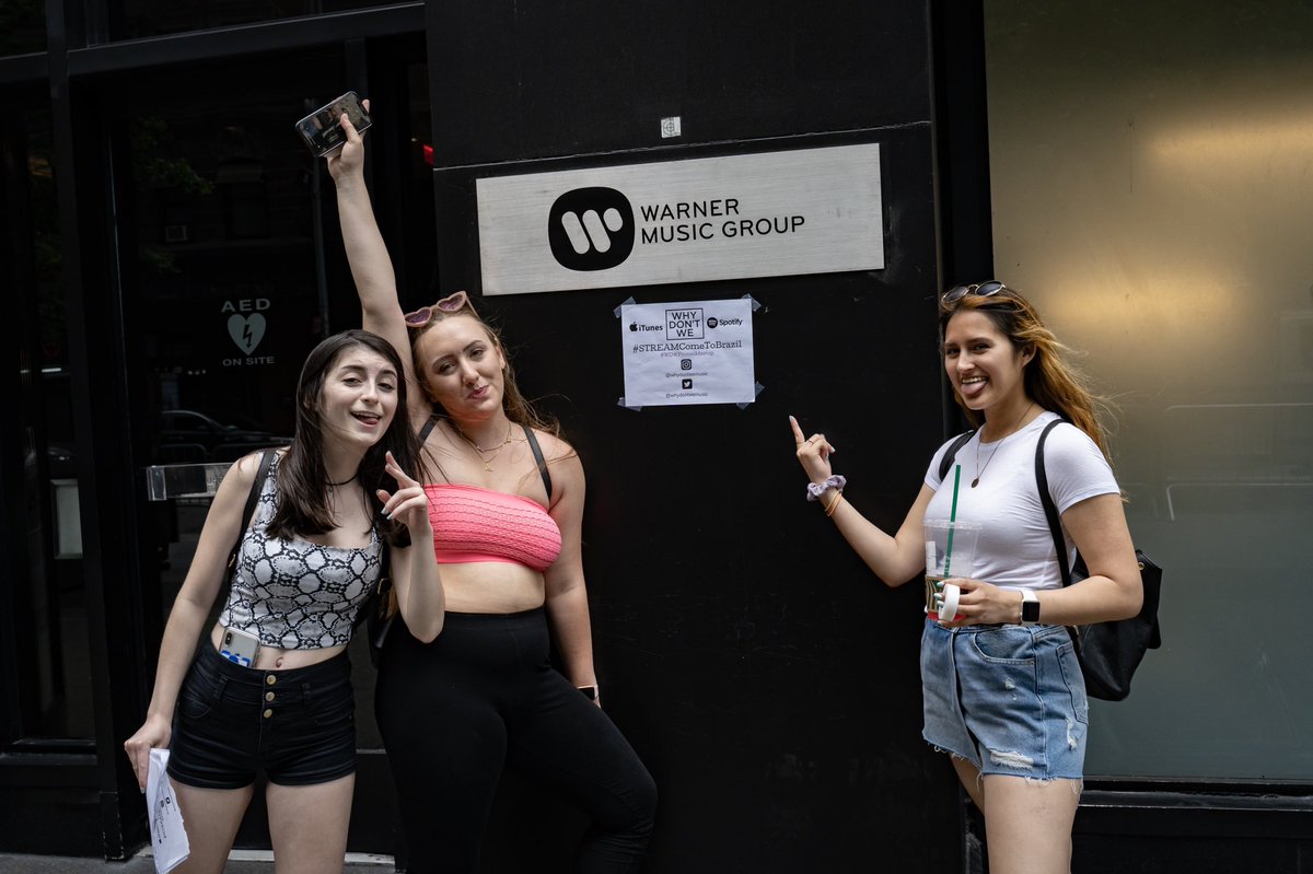 alifitzgeraldd's tweet photo. WHY DONT WE COME TO BRAZIL
π§π·π§π·π§π·π§π·π§π·π§π·π§π·π§π·
#WDWPROMOMEETUP
#STREAMCOMETOBRAZIL https://t.co/p7qhibT3IC