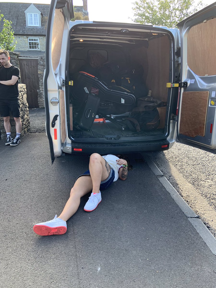 lspraggan's tweet photo. Glasto was AMAZING. 

Followed by me changing a flat tyre on the van because the AA would have taken an age. 

Thank you @GlastoFest for your sharp audience and even sharper gravel 😂. 

My heart could burst with pride and the tyre actually did... 

Love you all ❤️🙌🏻 https://t.co/uz9j4HF0QU