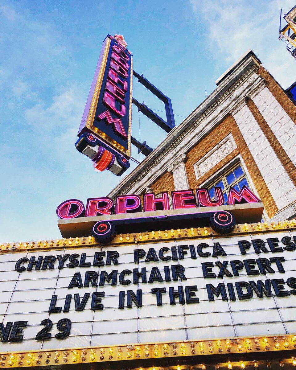 msericasue's tweet photo. great mom and daughter date night with a few of our favorites! @daxshepard @ArmchairExpPod #armchairexpert #armcherries        ❤️💪🏻🍒 

ps. dax and monica, if you ever need an arm chair medical expert this medical student is free for service. 🙋🏼‍♀️👩🏼‍⚕️ https://t.co/xPf40dh7ns