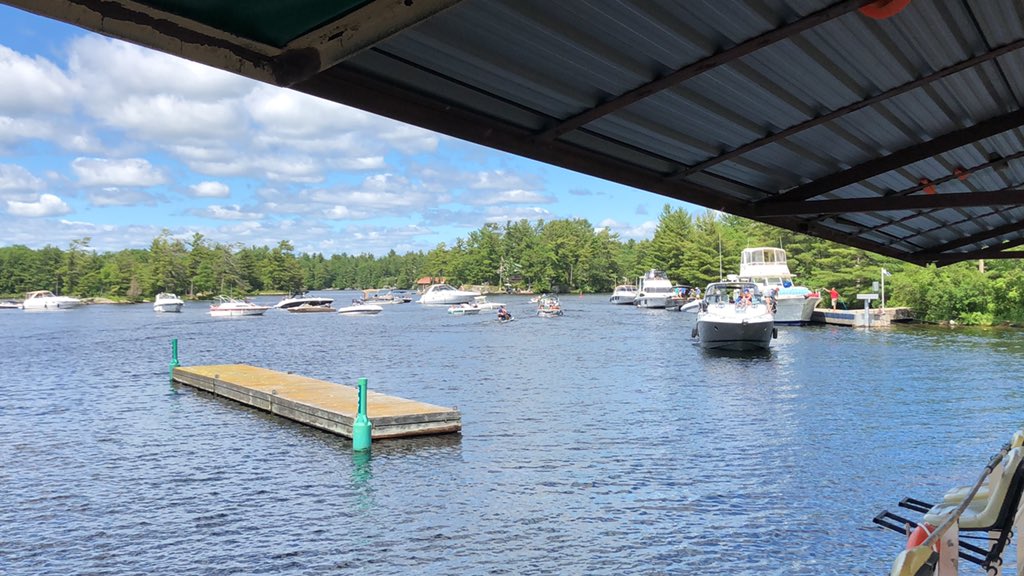 TSWBoaterInfo's tweet photo. Itโs Chas here again - you may experience longer delays at this time due to heavy boat traffic. Thank you for your patience. #BigChute #lock44 https://t.co/srNGCXK04R
