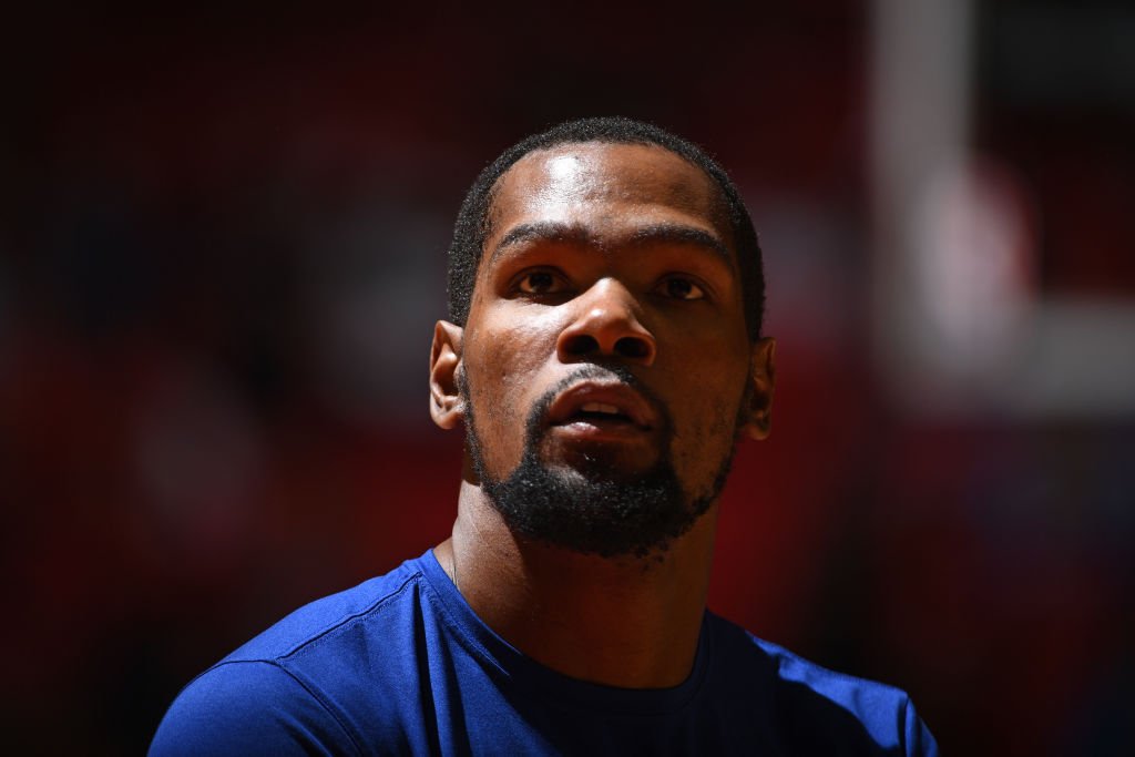 KD'S DECISION TONIGHT.

Durant will announce where he's going on <a href="/boardroom/">Boardroom</a>, per <a href="/wojespn/">Adrian Wojnarowski</a>