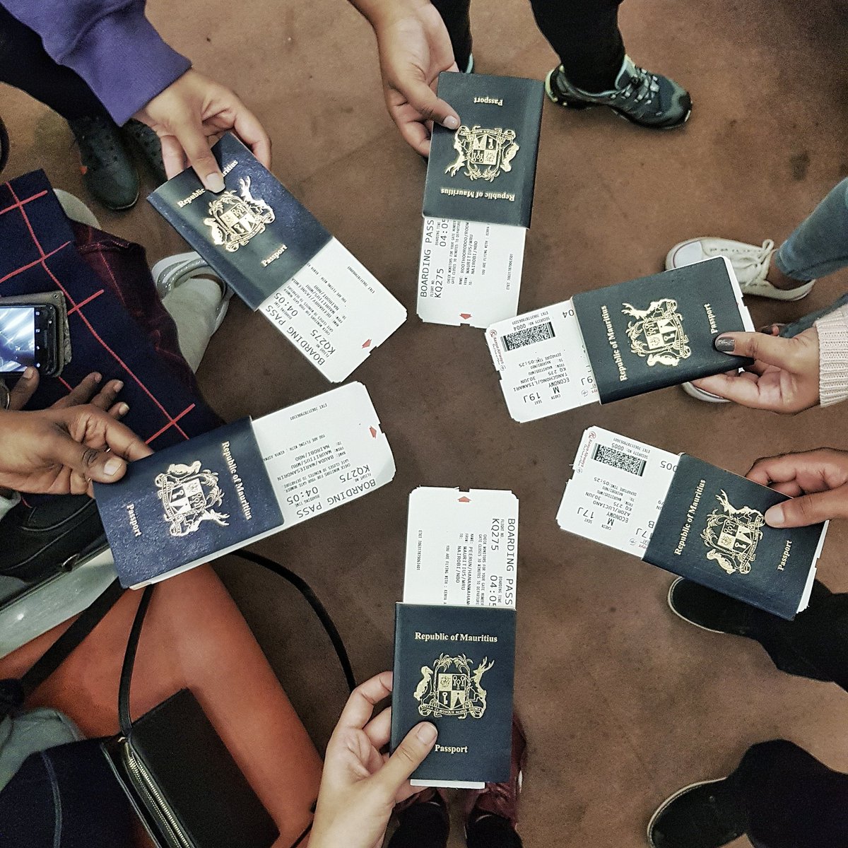 mp_hanan's tweet photo. Today marks the beginning of a great adventure with the Yali network.
Mauritian participants ready to embark.

#YALI2019 #southafrica #unisa #usaid #yalinetwork https://t.co/CFQmBD3kp1