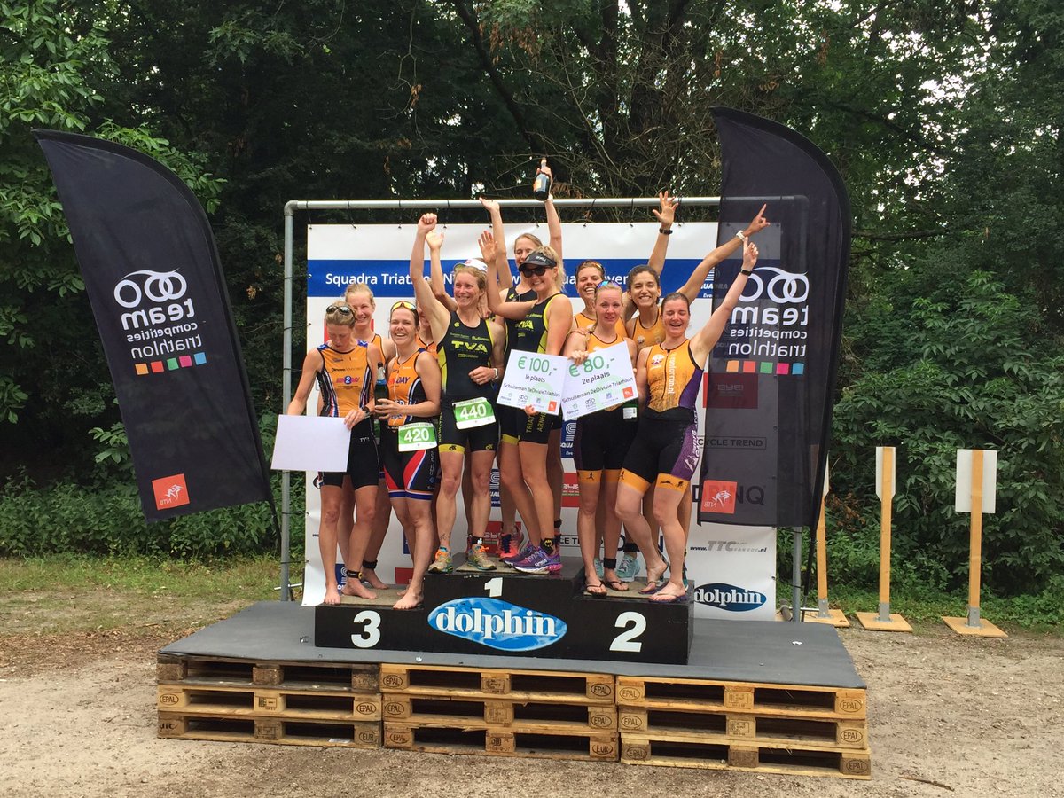 Gefeliciteerd <a href="/triathlonarnhem/">Triathlon Vereniging Arnhem</a> en TV Dordrecht met jullie winst vandaag in de #Schuiteman2eDivisie in Nuenen!🍾🍾🙂