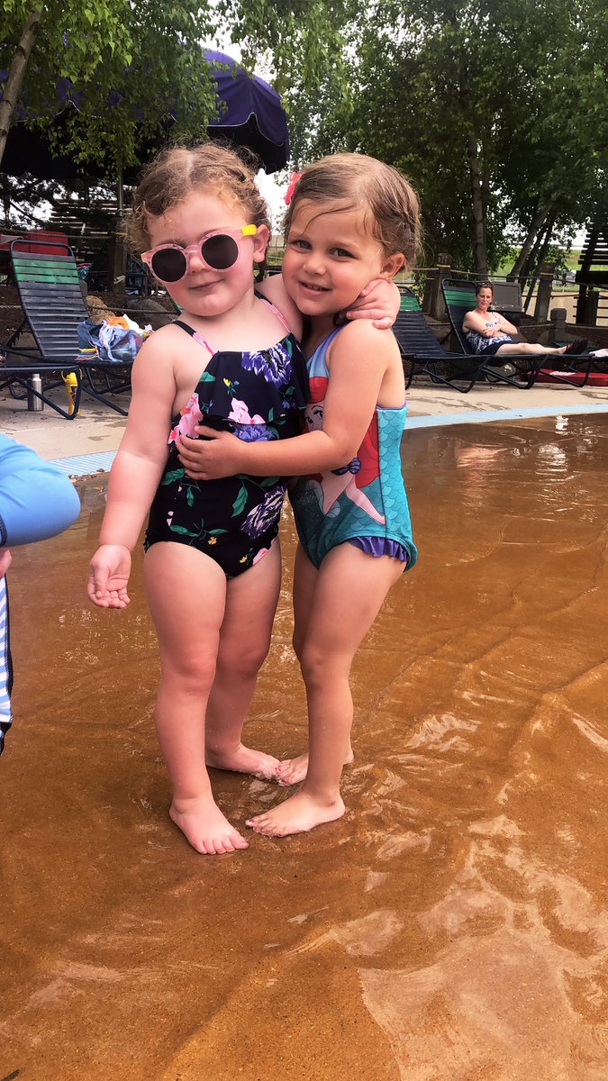 ktgrace22's tweet photo. These three are already having the best time on their mini vacay! #cousincrew #magicwaters https://t.co/2JZv3J9dvY