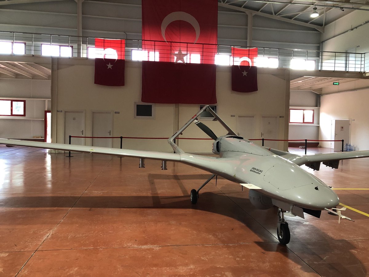 Aziz Şehidimiz Eren'in adını taşıyan Bayraktar TB2 SİHA bugün ilk uçuşunu gerçekleştirdi.✈️🚀

Eren'in adı artık Semalarımızda Hür ve Özgür.🇹🇷

#iyikivarsınEren