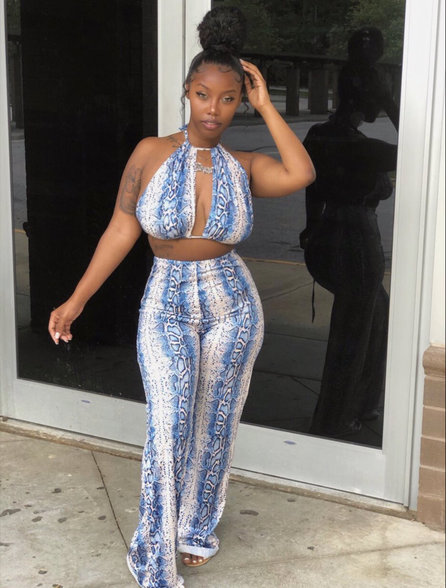 fashoo_'s tweet photo. Bad bitch for his image good woman for his soul 🤤 https://t.co/Mhr6ZDOb8c