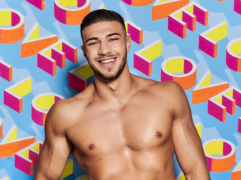 Fran_Hks's tweet photo. Who turns out to be the purest soul in the villa #LoveIsland https://t.co/89uDTjXb2z