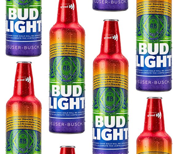 Enjoy SideBAR’s weekend 🏳️‍🌈 PRIDE specials 🏳️‍🌈 $5 Rainbow Bud Lights and $8 Crown Royal Peach Equaliteas