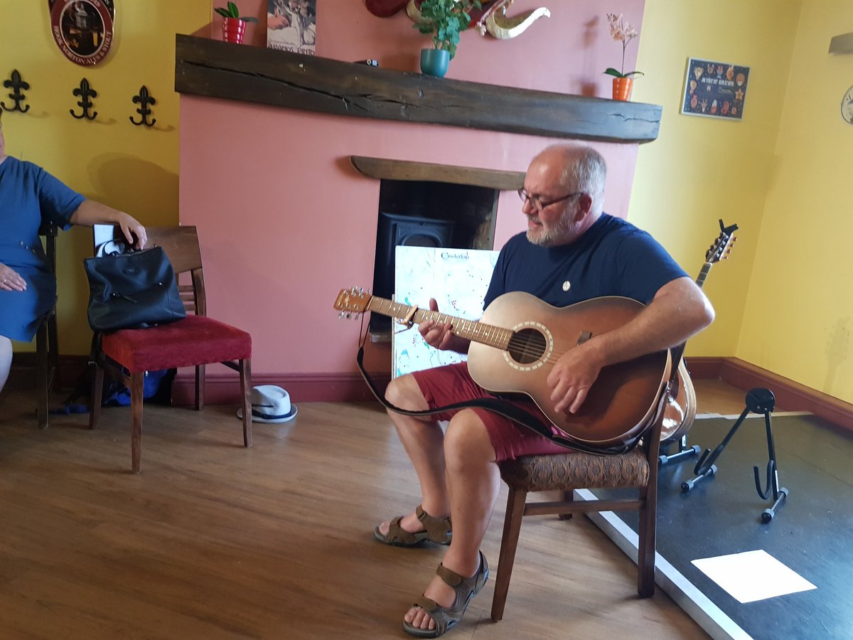 cinderloo1821's tweet photo. Maps with Dennis and @davejackson1954, Music with @chriscaitmusic  and Muse with @townsendprod 
Scorcher at #dawleyday !

Read all about it here 
https://t.co/0UkMfEiD8o https://t.co/s2J5wuCQu2