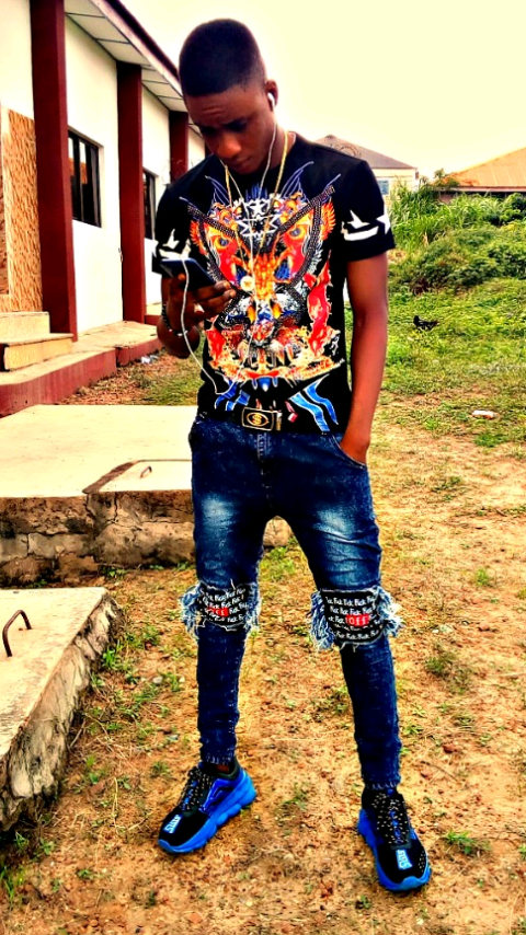 Samkizz5's tweet photo. Hustle go pay one Day samkizz nani lemm them know 🙅🙅🙅 https://t.co/c0ItxU4Ln3