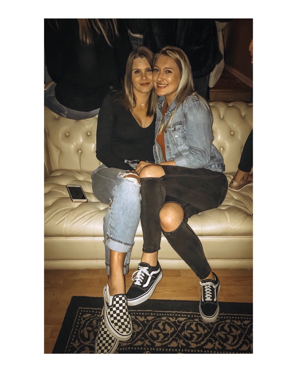 Cphares_'s tweet photo. HAPPY BIRTHDAY!!! @Corinna019💕 Hope you’ve had a wonderful day! Love you 🤩❤️ https://t.co/QAPMXQatj7