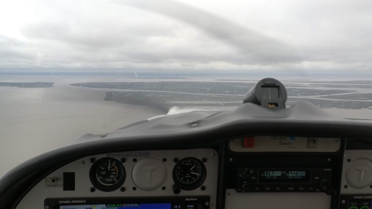 golmatt's tweet photo. Domingo, frío, llovizna, viento, nublado... No importa! Se madruga con ganas! Todo sea por disfrutar de otro vuelo! :) #tecnam #p2002s #avgeek https://t.co/8hgzkQSTE1