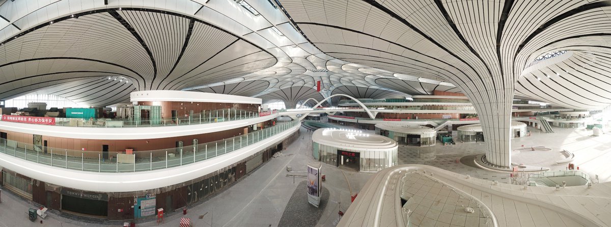 XHespanol's tweet image. ¡Ya está listo! La construcción del Aeropuerto Internacional Daxing de Beijing, capital de #China, fue completada el domingo como estaba previsto y han empezado los preparativos para la operación del que se espera sea uno de los centros de tráfico aéreo más activos del mundo
