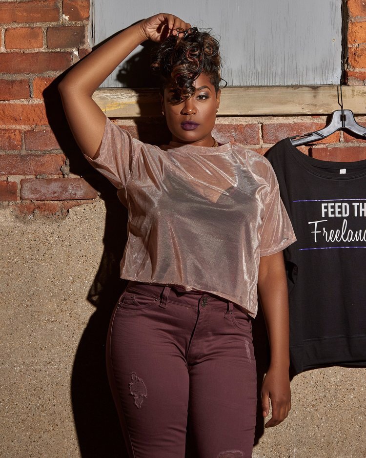 Reyna_Sance's tweet image. VK Press apparel has reached #HotLanta! This flowy Freelancer Flow Top is a subtle way to make a bold statement. HIRE ME!

Order yours today at vkpresses.com/booktique 

#FreelancerFlow #photography #graphicdesigner #fashion #VonneVoyage #AllThingsInspiration
