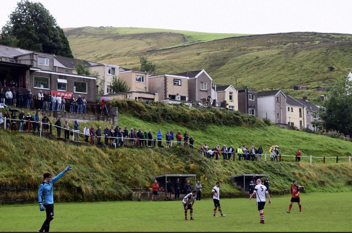 Aber Bluebirds FC on Twitter: "@YClwbPelDroed 2 great pictures in  contrasting seasons of our home Cwm Nant Y Groes ⚽️💙☀️❄️  https://t.co/UNjoRePjhV" / Twitter
