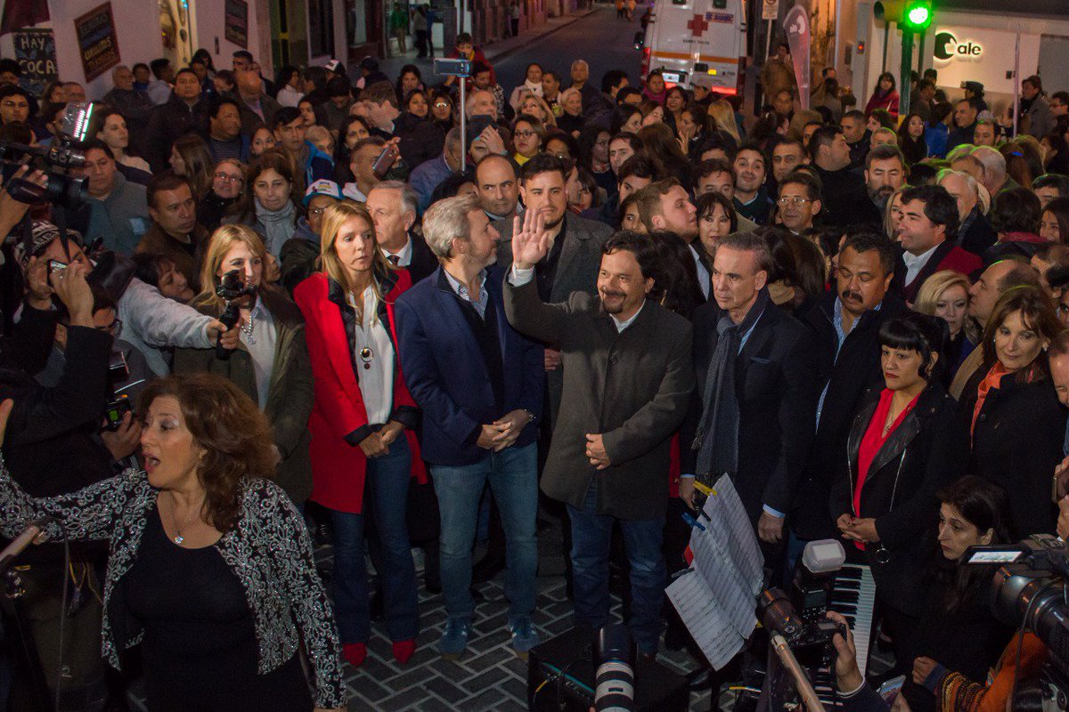Martín Güemes tweet media