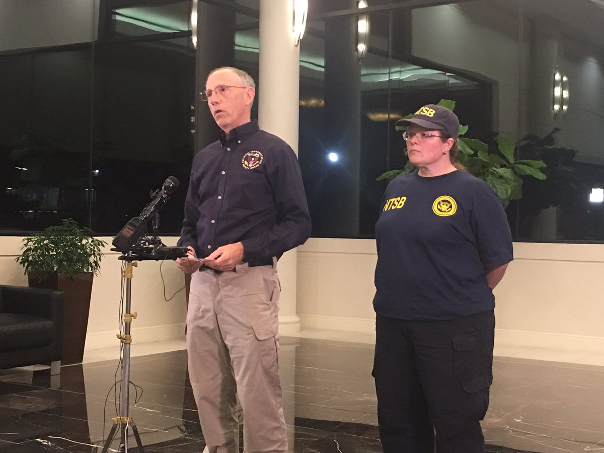 dgoins's tweet photo. NOW: Bruce Landsberg / Vice Chairman of NTSB &amp; Jennifer Rodi - chief investigator NTSB providing briefing - @wfaa https://t.co/H2etNSPEuw