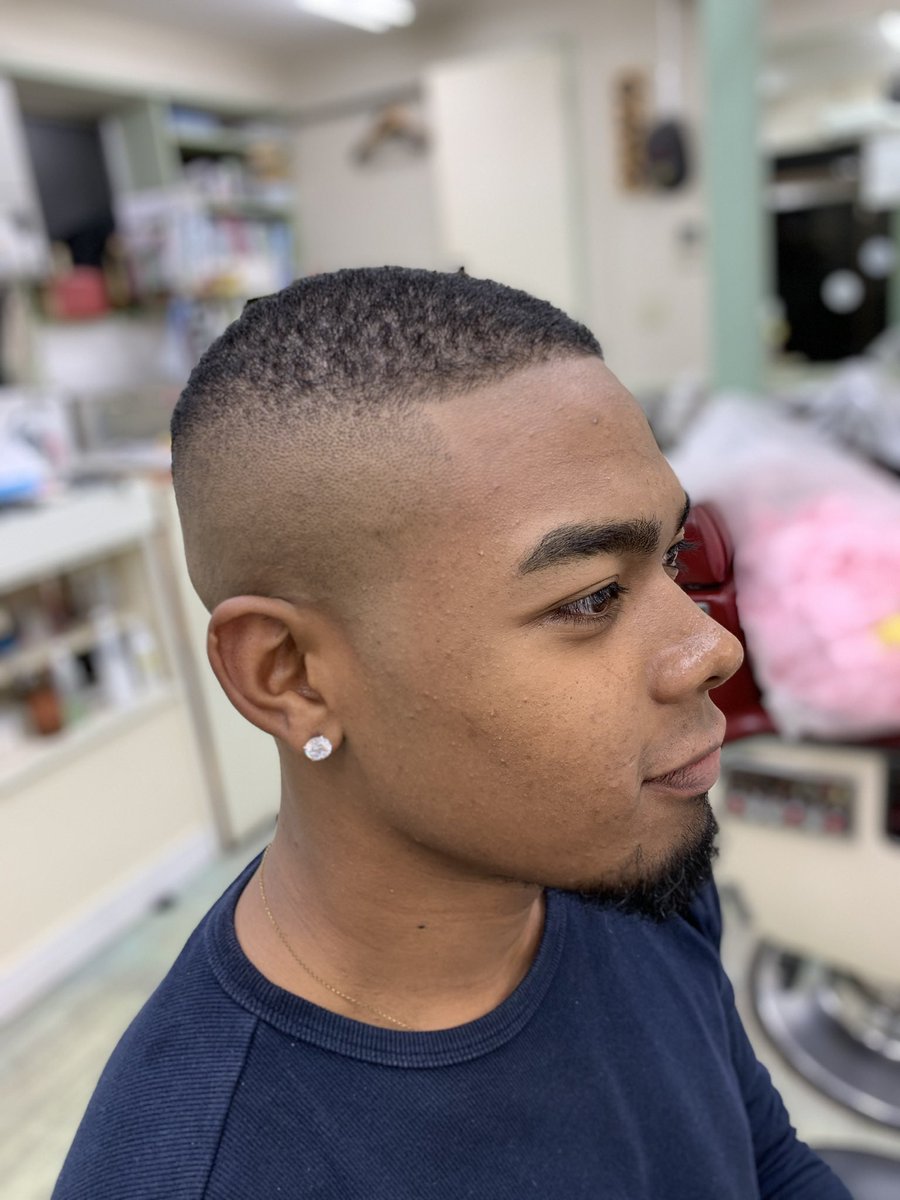 hairsalonsatou's tweet photo. これほんとカッコイイ
 #defilious https://t.co/zK6iHu5ZsN