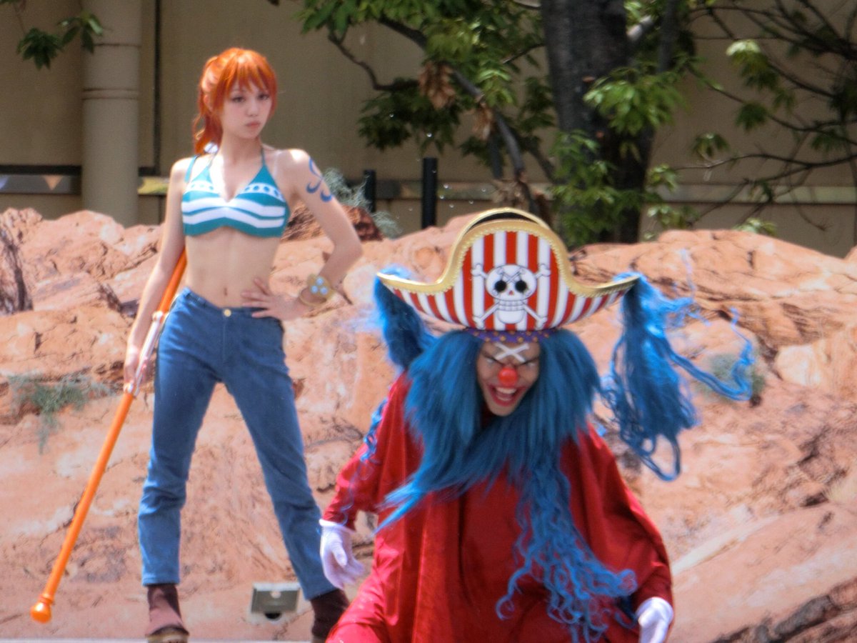 O Xrhsths ｕｓｊのツボ ｕｓｊで出会った心温まる物語 Sto Twitter 速報 渡辺直美さん Usj グラマシーパークに登場 夏の開幕イベント開催 渡辺直美さんが自撮り棒でインスタ動画を撮っていました この後 直美さんのインスタで公開するかも お楽しみ