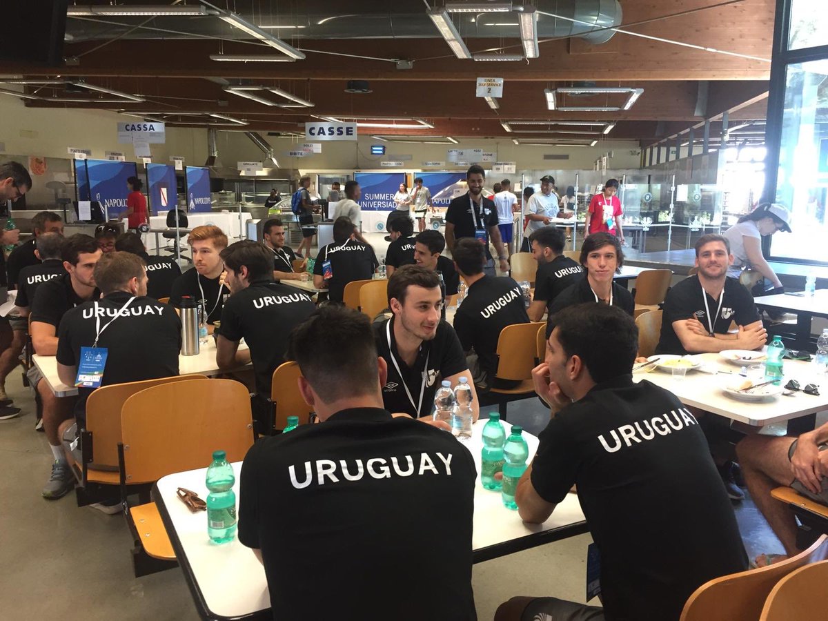 ¡Estamos en <a href="/Napoli2019_ita/">Napoli 2019 Summer Universiade</a>! La delegación de #Uruguay ya se instaló el #Italia y la <a href="/SeleccionLUDURU/">Selección- LUD URU</a> tuvo hoy su primer entrenamiento en #Fisciano aprontando el debut en el torneo de #fútbol ⚽️🇺🇾💪🏻