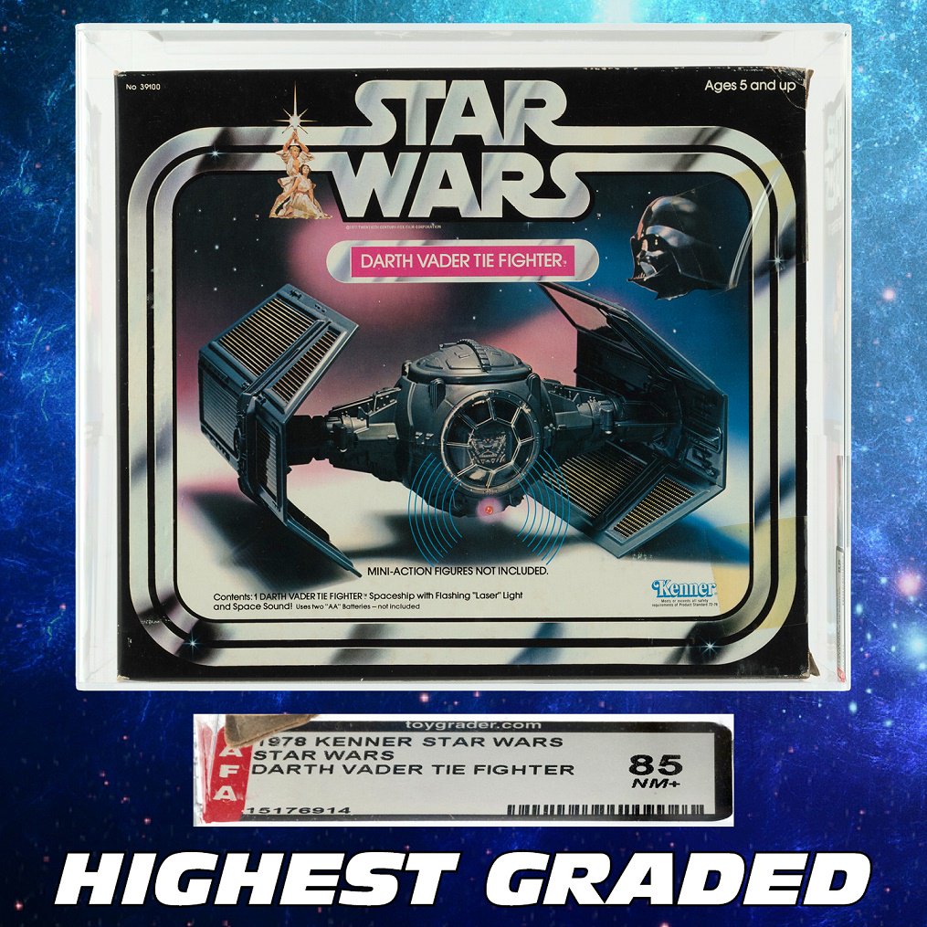 HakesAuctions's tweet photo. Here's another gem for your #StarWarsCollection, courtesy @HakesAuctions! This #AFA 85 NM+ @starwars #DarthVader #TIEFighter at Hake's is just one of the many #vintage #StarWarsCollectibles in the #auction!
#RussellBrantonCollection #Kenner #StarWars #Vader #StarWarsFans https://t.co/fmLx1xSsfv