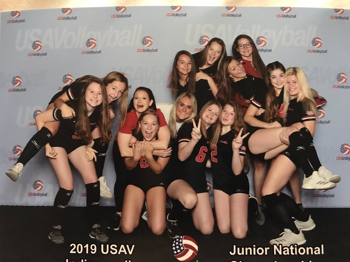 Premier 14 Black tweet media