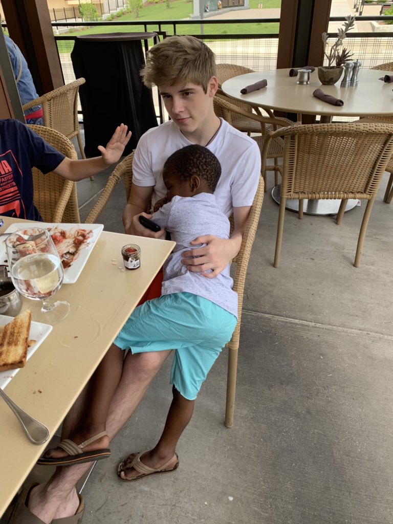 CalebWProject's tweet image. He doesn’t have a home right now. And his dad was murdered in front of him. He is 4. I can’t solve his problems, but I can help him be a kid for a weekend. Don’t shy away from helping just because you can’t solve the problem. Everything big starts somewhere small.