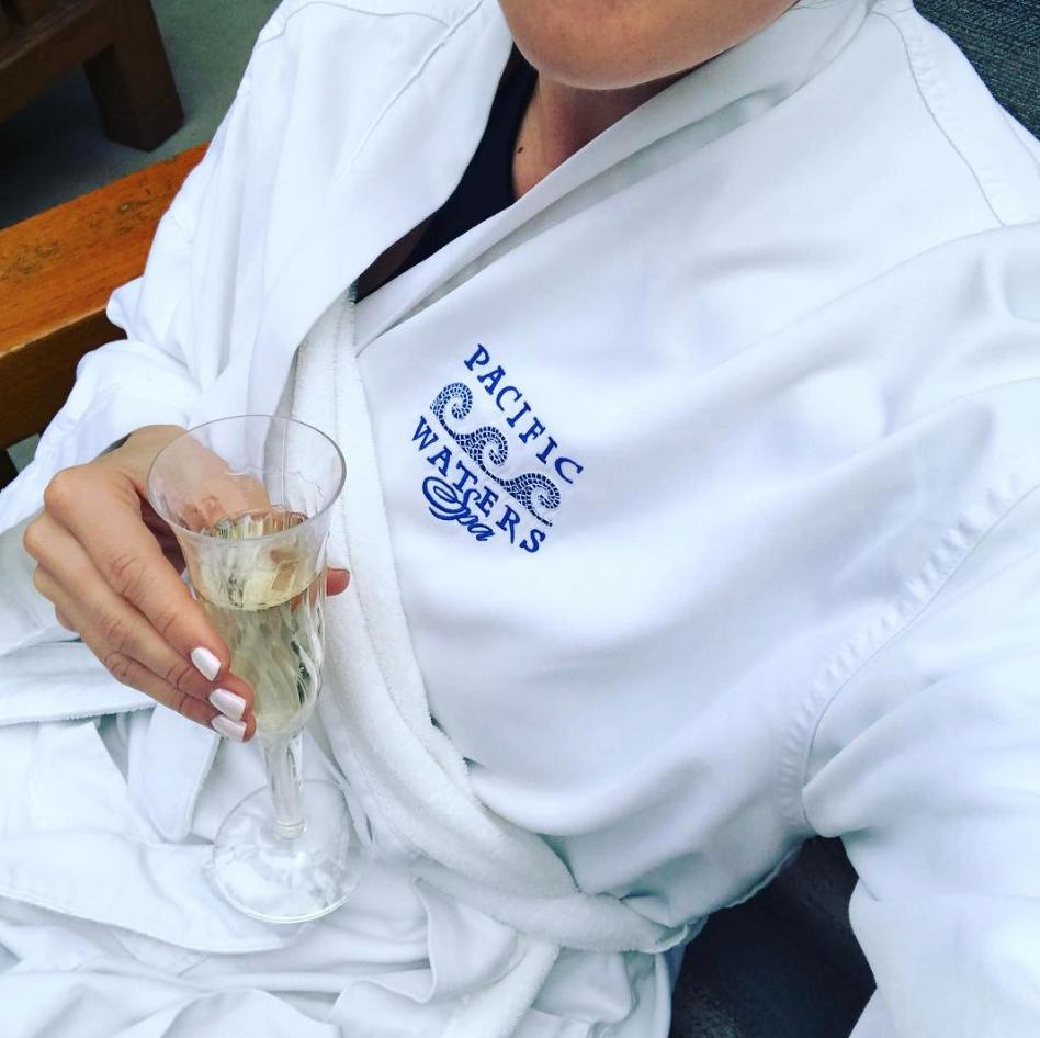 Pacific Waters Spa tweet media