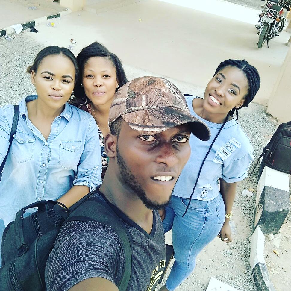 Wizzy4lif's tweet image. My pretty girls looking Sharp