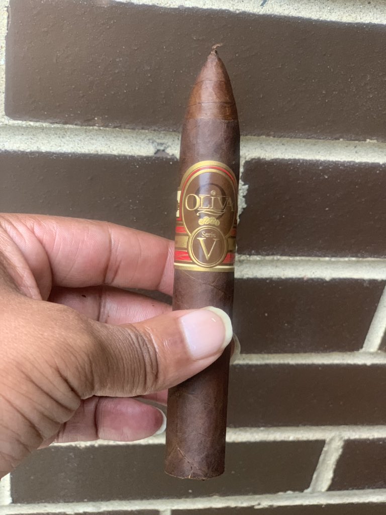 wenhardy's tweet photo. #VictorySmoke #OlivaV #WhiteSox https://t.co/feeX9f0Lw4