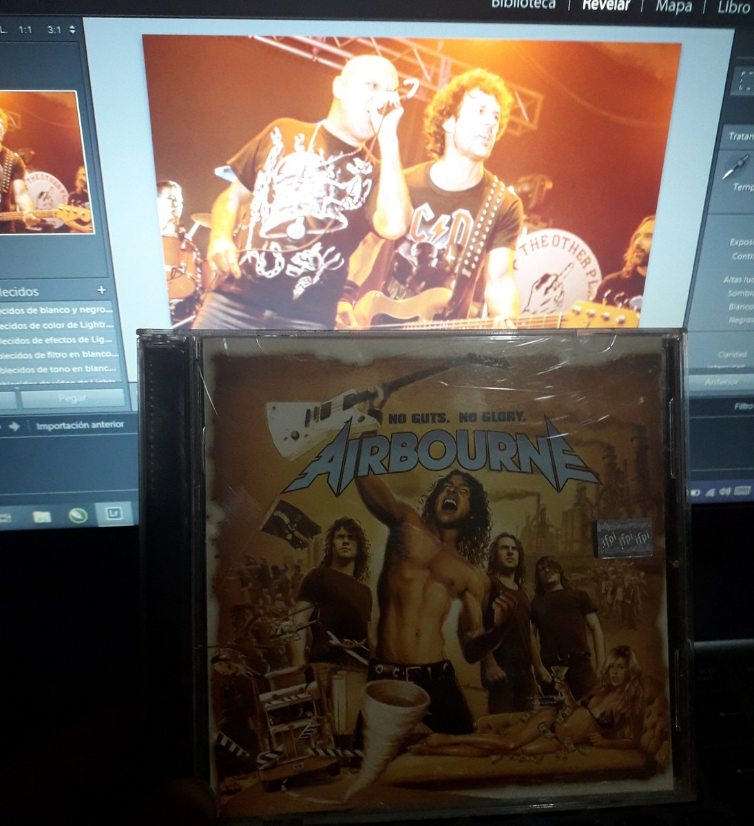 AlejandroFaune's tweet image. Domingo de edición 📷💻💿🎶
@lanaranjarock 
@Airbourne