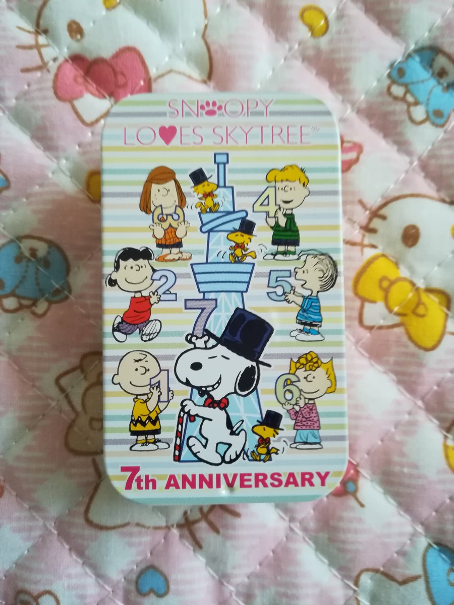 みみきてぃ Pa Twitter 東京スカイツリー7周年記念限定品スヌーピーコラボチョコ購入 スライド缶なので食べ終わったら何入れようかな 缶の中の白い所は紙製 東京スカイツリー スヌーピー Snoopy Peanuts スヌーピー限定品 スヌーピーグッズ スヌーピー好きさんと繋がりたい 東京 みみきてぃ Pa Twitter 東京スカイツリー7周年記念限定品スヌーピーコラボチョコ購入 スライド缶なので食べ終わったら何入れようかな 缶の中の白い所は紙製 東京スカイツリー スヌーピー Snoopy Peanuts スヌーピー限定品 スヌーピーグッズ スヌーピー好きさんと繋がりたい 東京