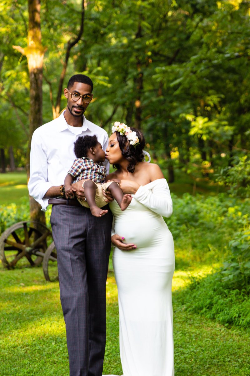 warche's tweet image. 🍼 And not even a full year later...Baby #2 is on HIS way! We are elated to announce the upcoming arrival of our second baby BOY! Perhaps God saw our love for Grayson and wanted us to "be fruitful and multiply." #HereWeGrowAgain
⁣
📷: @iamdavontee ⁣
MUA: @TheRealSoFalon ⁣