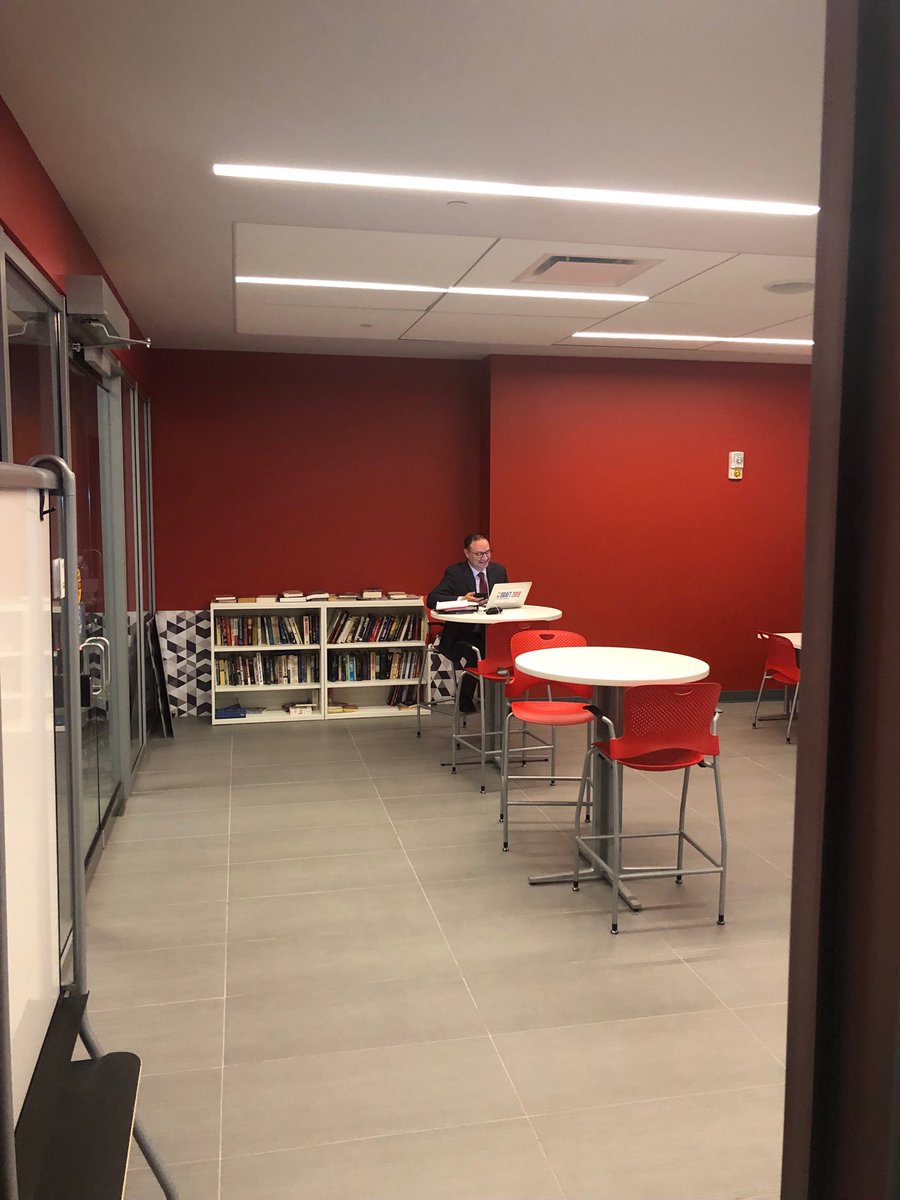 notthefakeSVP's tweet image. It’s like watching the Discovery Channel. A lion going in for one kill after another. Just a murderous machine. More coming.... 💣💣💣