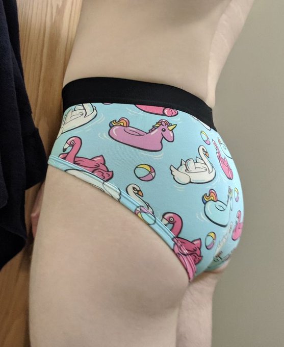 #gay #gaykink #gaykinky #sissy #sissyfag #fagpussy #cumdump #smooth #ass #bottom #boypussy #undies #underwear